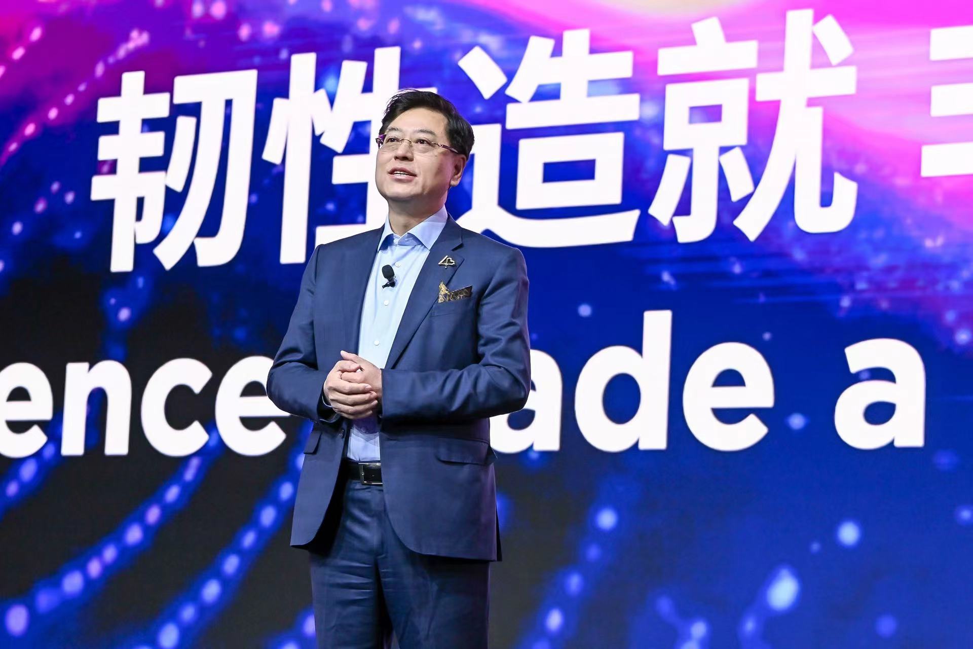 联想AI PC本月18日面世 宣称新一轮PC换机潮将到来