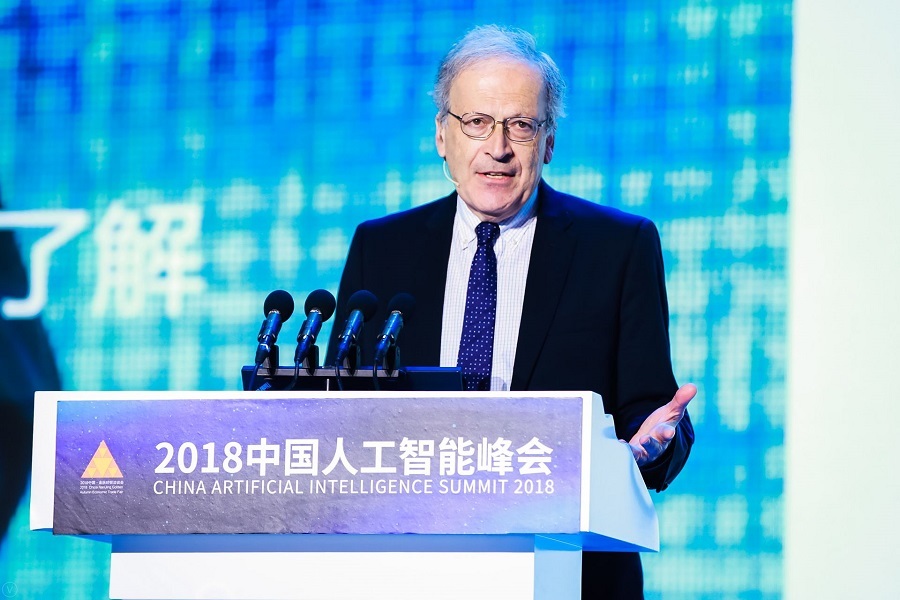 潘云鹤、吴恩达、周志华等众多AI界大咖齐聚南京，他们谈了你不知道的AI未来