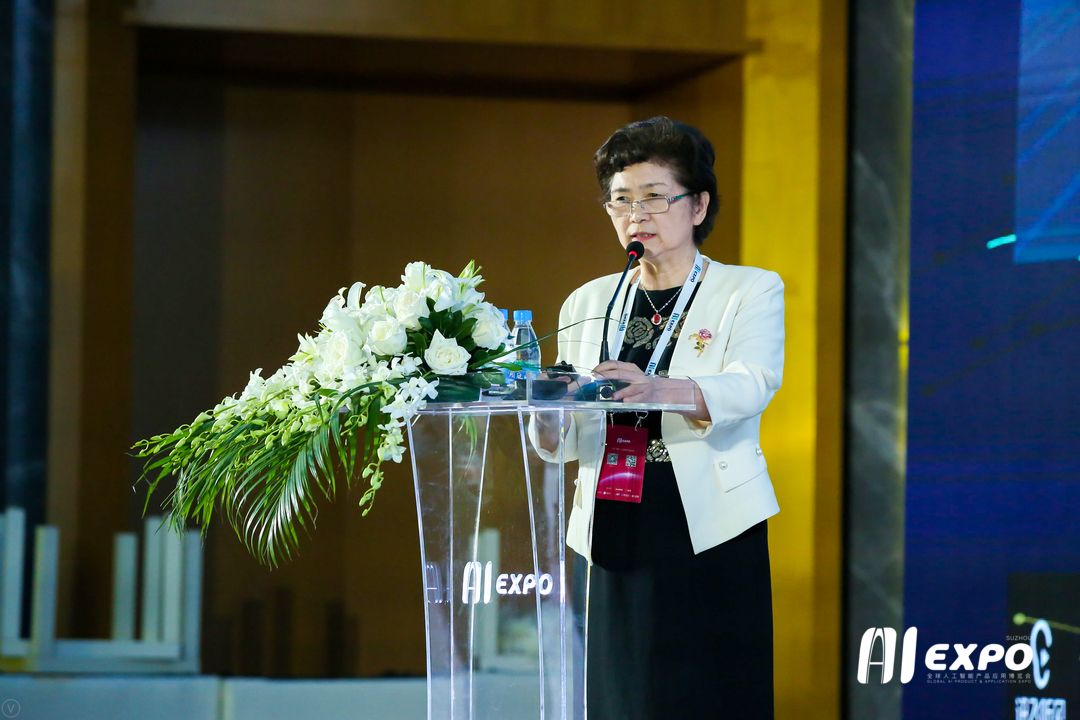 中国工程院院士李兰娟：AI推动医疗健康新变革