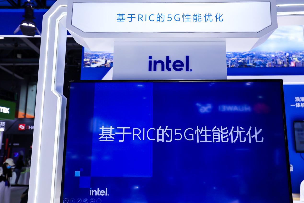 算网协同 AI赋能：英特尔携手中国移动加速5G云网边融合 助力数智转型