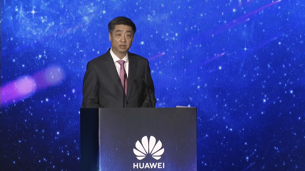 华为胡厚崑：昇腾AI使能国内半数大模型创新 提三点思考加速人工智能发展