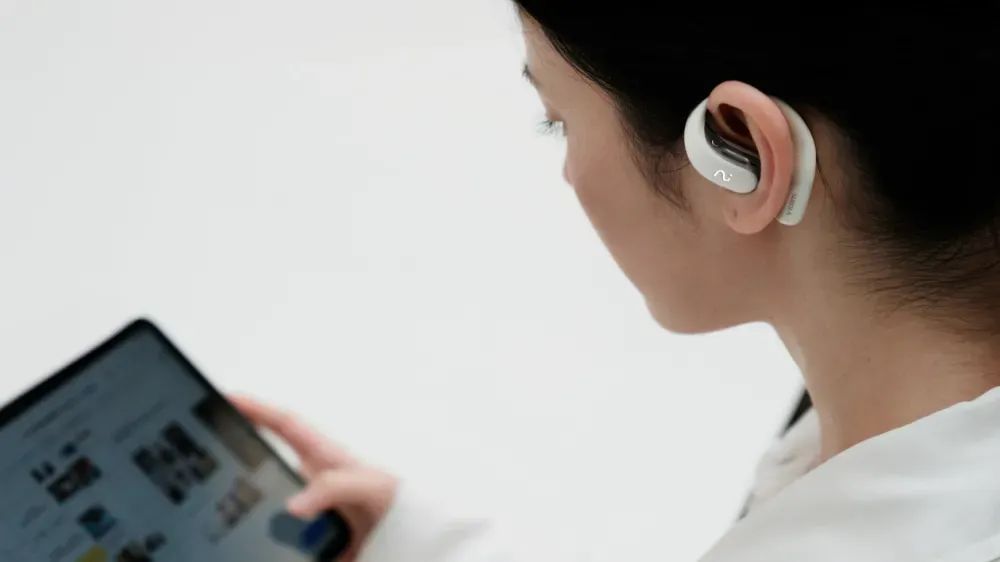 自在无界，AI随行：iFLYBUDS Air 2开启全场景智能声学革命